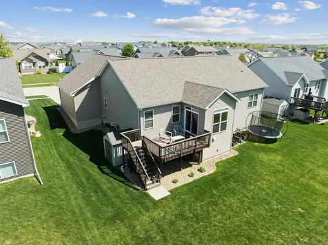 2921 Timber Cove Drive Cedar Falls IA 50613