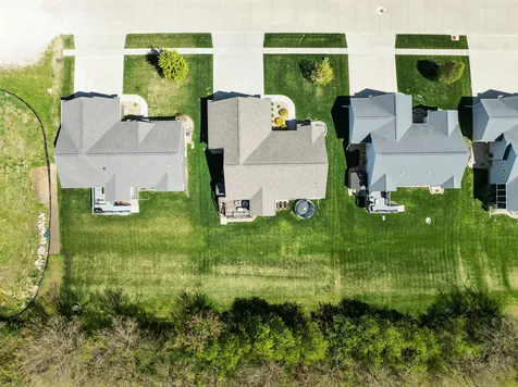 2921 Timber Cove Drive Cedar Falls IA 50613