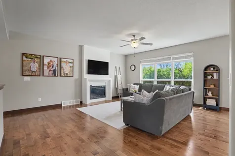 2921 Timber Cove Drive Cedar Falls IA 50613