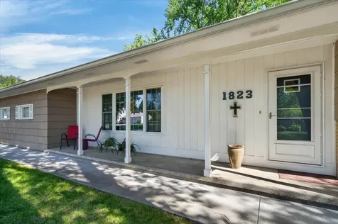 1823 Timberledge Drive Cedar Falls IA 50613