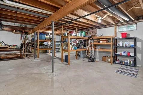 1823 Timberledge Drive Cedar Falls IA 50613