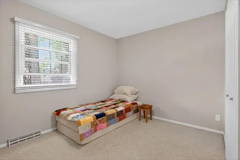 1823 Timberledge Drive Cedar Falls IA 50613