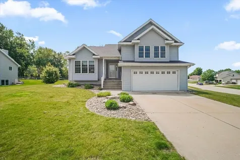 216 Cordoba Avenue Cedar Falls IA 50613