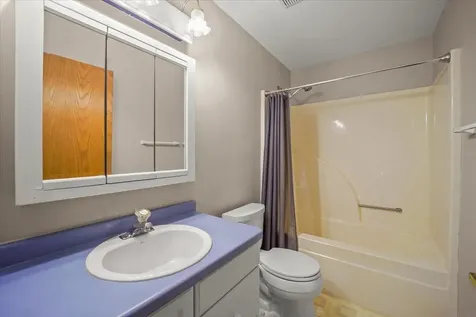 216 Cordoba Avenue Cedar Falls IA 50613