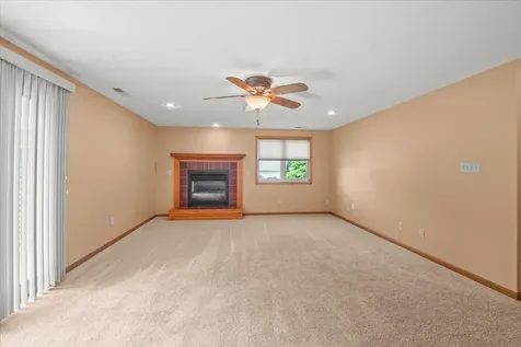 216 Cordoba Avenue Cedar Falls IA 50613