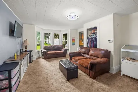 714 2nd Avenue Ackley IA 50601