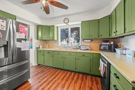 714 2nd Avenue Ackley IA 50601