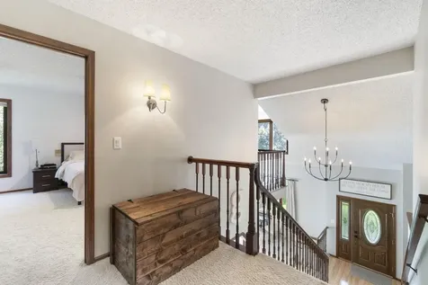 2215 Minnetonka Drive Cedar Falls IA 50613
