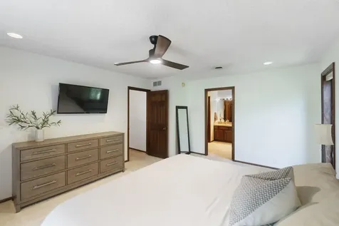 2215 Minnetonka Drive Cedar Falls IA 50613