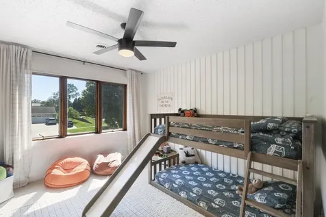 2215 Minnetonka Drive Cedar Falls IA 50613