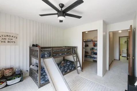 2215 Minnetonka Drive Cedar Falls IA 50613
