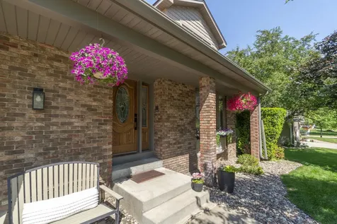 2215 Minnetonka Drive Cedar Falls IA 50613