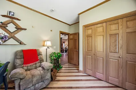 37754 390th Street Guttenberg IA 52052