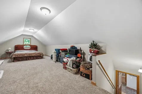 37754 390th Street Guttenberg IA 52052