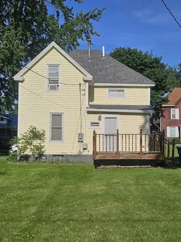 124 6th Avenue SE Oelwein IA 50662