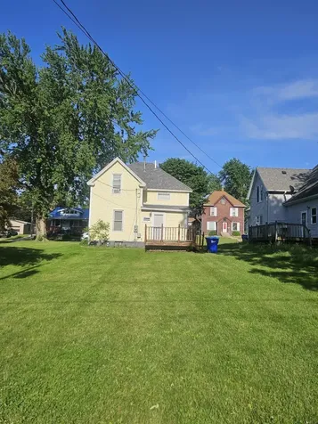 124 6th Avenue SE Oelwein IA 50662