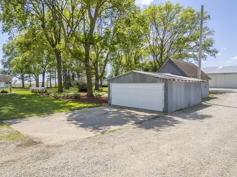 2044 Hwy 63 Highway Traer IA 50675