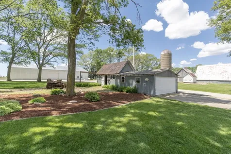 2044 Hwy 63 Highway Traer IA 50675