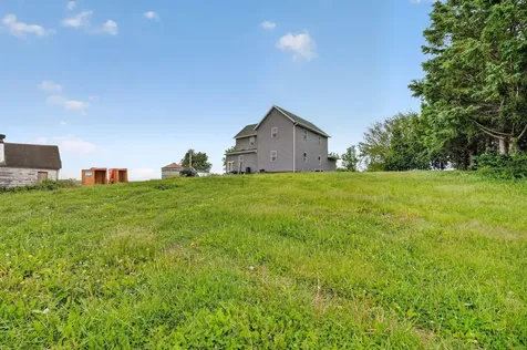 1515 Mm Avenue Traer IA 50675