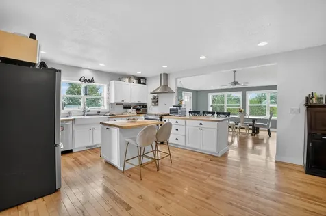 1515 Mm Avenue Traer IA 50675