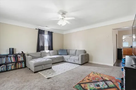 3008 SW Schaeffer Drive Cedar Rapids IA 52404