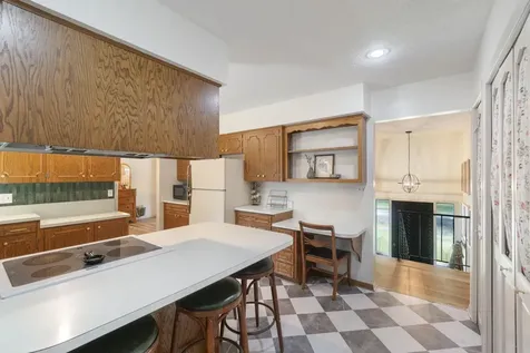 1117 Woodring Drive Waverly IA 50677