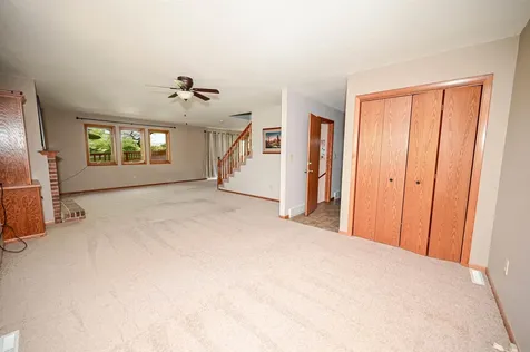 18889 171 Street Avenue Manchester IA 52057