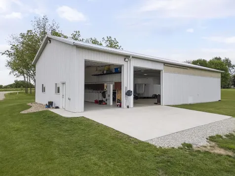 9035 Winslow Road Janesville IA 50647