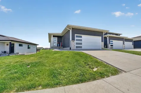 1204 Loren Drive Cedar Falls IA 50613