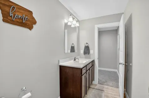 1204 Loren Drive Cedar Falls IA 50613