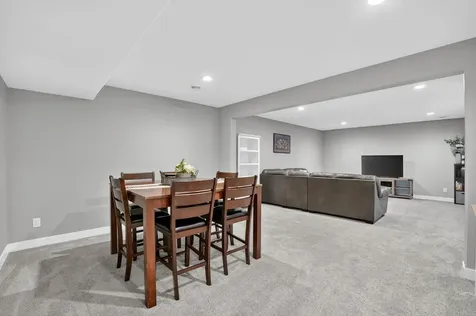 1204 Loren Drive Cedar Falls IA 50613