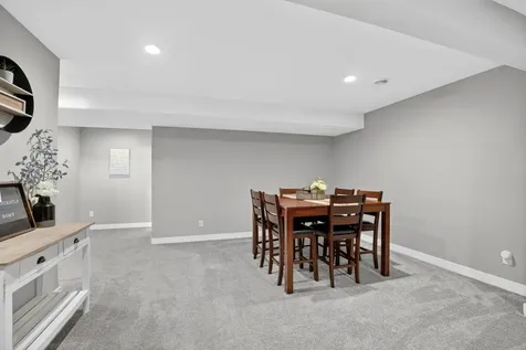 1204 Loren Drive Cedar Falls IA 50613