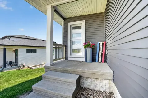 1204 Loren Drive Cedar Falls IA 50613