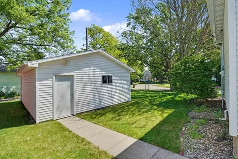 100 Home Park Boulevard Waterloo IA 50701