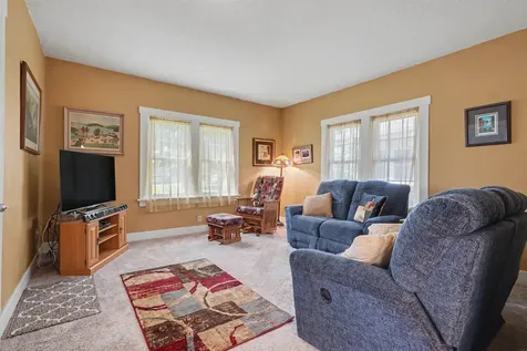 100 Home Park Boulevard Waterloo IA 50701