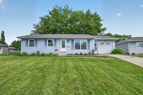 576 Pioneer Road Waterloo IA 50701