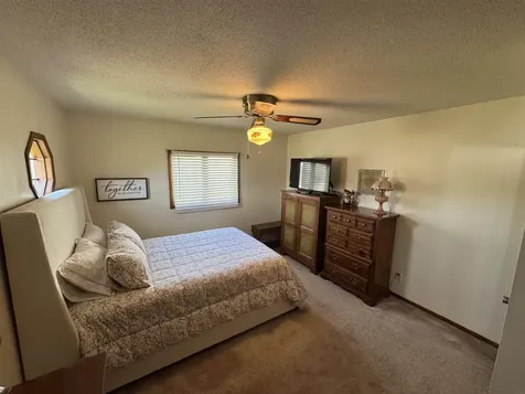 505 1st Avenue Ackley IA 50601