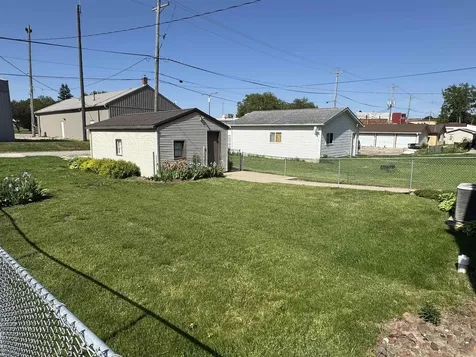 505 1st Avenue Ackley IA 50601