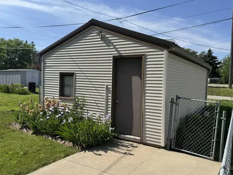 505 1st Avenue Ackley IA 50601