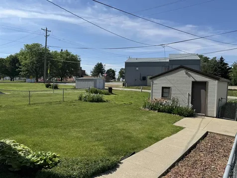 505 1st Avenue Ackley IA 50601