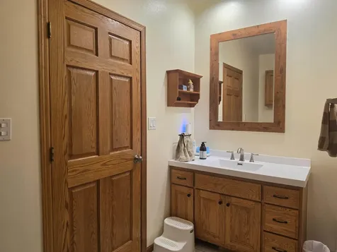 854 Douglas Street Jesup IA 50648