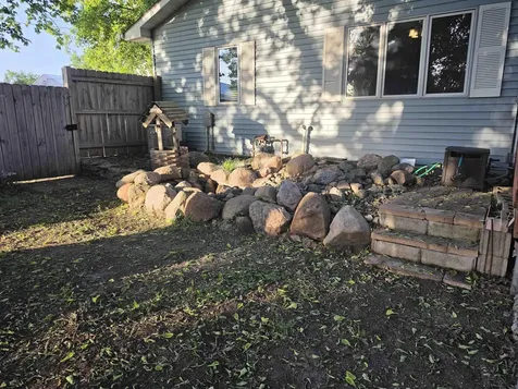 854 Douglas Street Jesup IA 50648