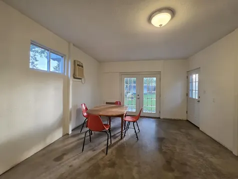 854 Douglas Street Jesup IA 50648