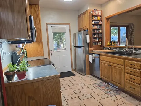 854 Douglas Street Jesup IA 50648