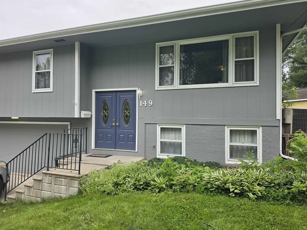 149 Vera Drive Waterloo IA 50701