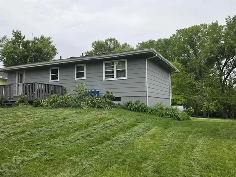 149 Vera Drive Waterloo IA 50701
