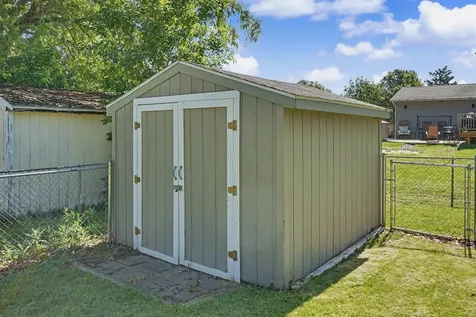 4010 Heritage Road Cedar Falls IA 50613