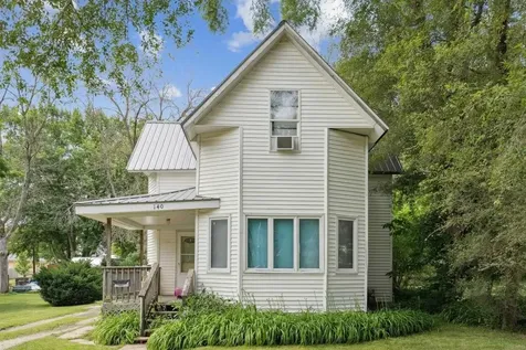 140 2nd Avenue NW Oelwein IA 50662