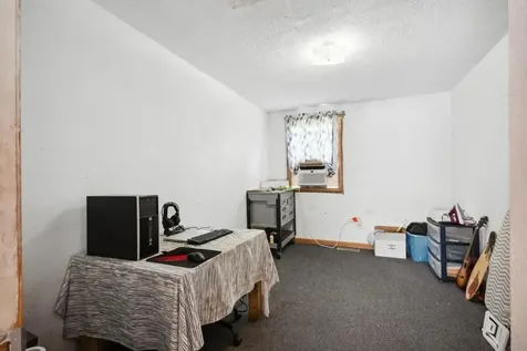 140 2nd Avenue NW Oelwein IA 50662