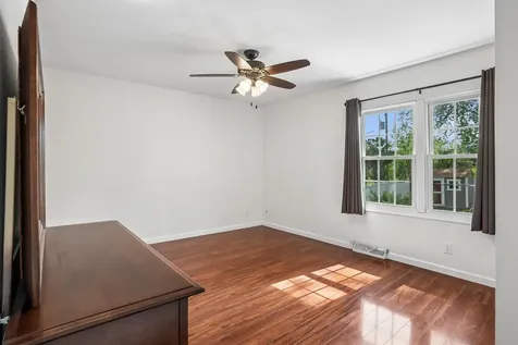 4202 Cardinal Drive Cedar Falls IA 50613